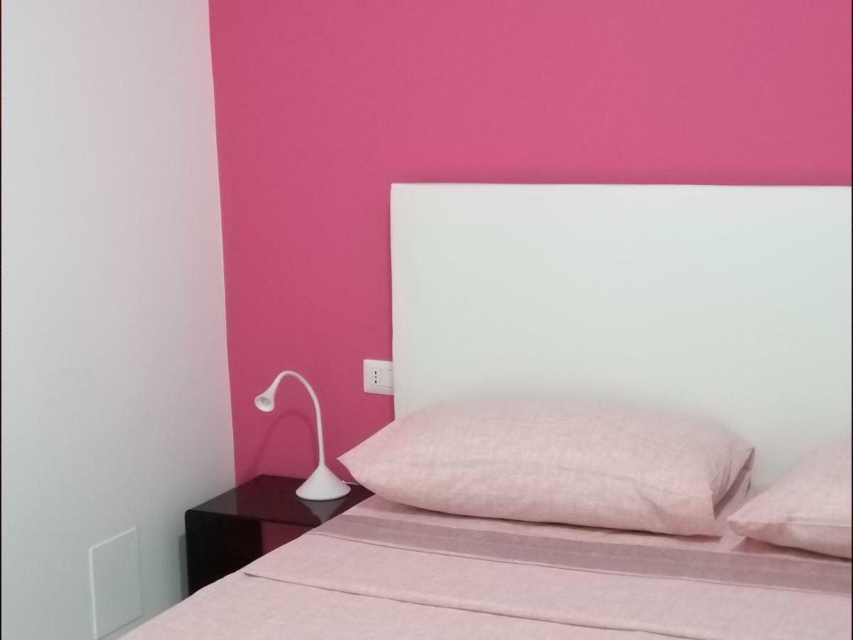 Vomerooms Naples